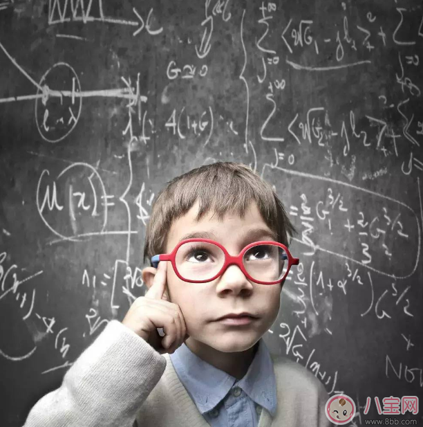 孩子瞇瞇眼居然是弱視 從哪些情況可以發(fā)現(xiàn)孩子不對(duì)勁