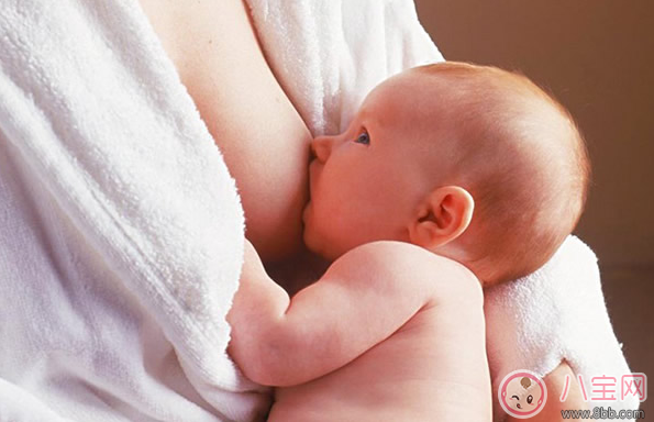 超級媽媽一天產(chǎn)奶6升多 怎么能讓自己的奶水多