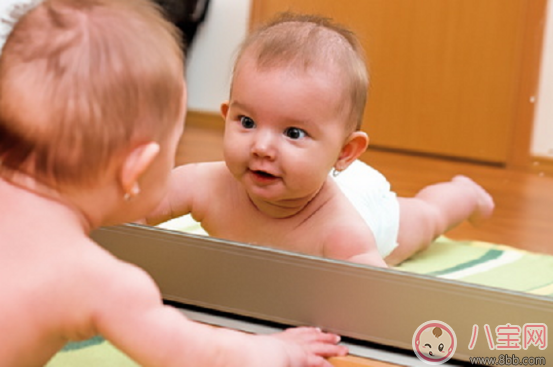 寶寶嬰幼兒時期三大誤區(qū) 寶寶0-1歲發(fā)育的三個問題 寶寶嬰幼兒時期三大誤區(qū) 寶寶0-1歲發(fā)育的三個問題