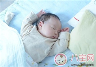 一歲之內(nèi)的寶寶入睡后千萬(wàn)不能做的事 很多寶媽卻在做 一歲之內(nèi)的寶寶入睡后千萬(wàn)不能做的事 很多寶媽卻在做