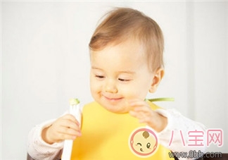 如何引導(dǎo)寶寶吃飯 教寶寶吃飯有妙招