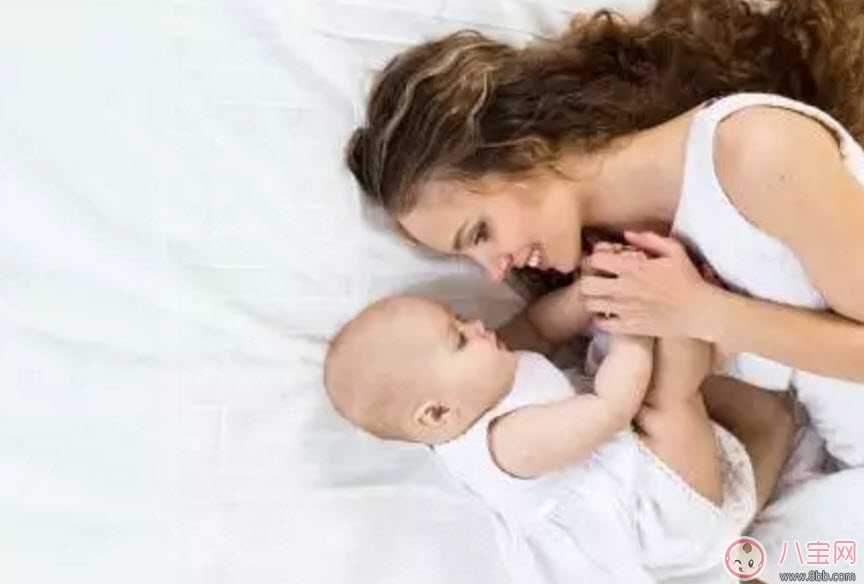 小兒佝僂病的癥狀 小兒佝僂病的預(yù)防治療 小兒佝僂病的癥狀 小兒佝僂病的預(yù)防治療