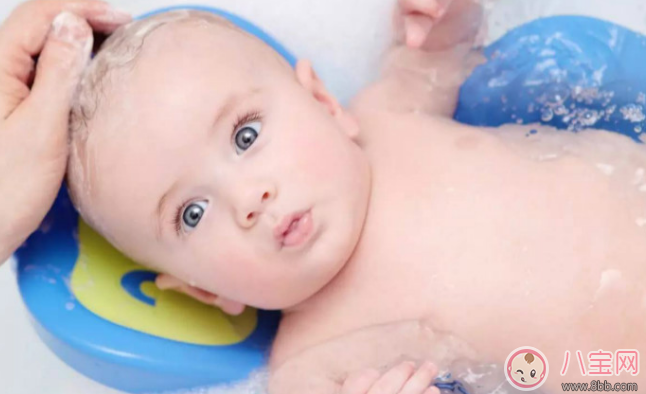 寶寶不愛洗澡怎么辦 1到3歲寶寶不愛洗澡原因總結(jié) 寶寶不愛洗澡怎么辦 1到3歲寶寶不愛洗澡原因總結(jié)
