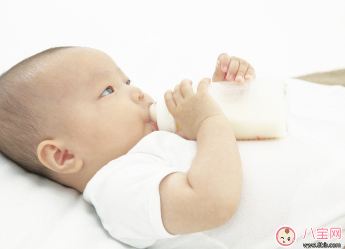 寶寶奶瓶怎么用 寶寶科學(xué)使用奶瓶方法