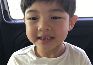 孩子出牙晚是福氣好嗎 哪些情況會(huì)影響孩子出牙