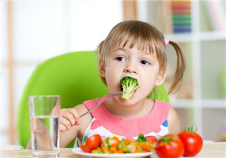 寶寶飲食規(guī)律習慣 寶寶飲食安排