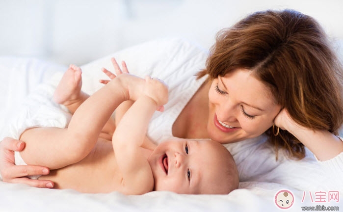 寶寶遺傳誰(shuí)的基因多 寶寶的長(zhǎng)相會(huì)遺傳誰(shuí)的 寶寶遺傳誰(shuí)的基因多 寶寶的長(zhǎng)相會(huì)遺傳誰(shuí)的