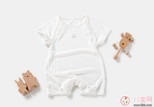 新生兒衣服怎么買 如何給寶寶挑選衣服