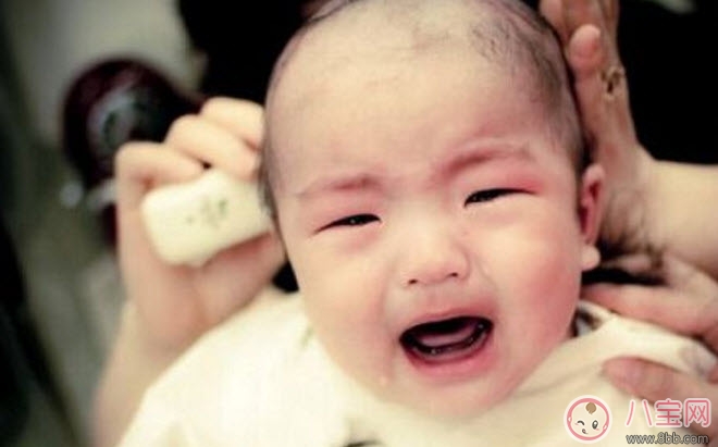 老人帶孩子經(jīng)驗有哪些 老人帶孩子經(jīng)驗的弊端。