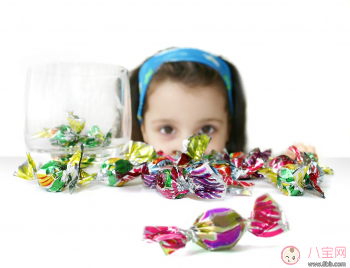 孩子愛(ài)吃零食如何糾正 正確引導(dǎo)孩子吃零食才是好方法