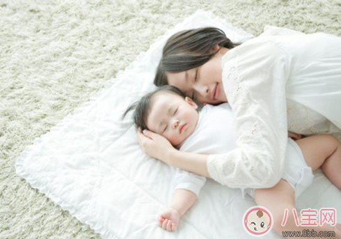 孩子分床睡的最佳年齡 寶寶分床的最佳時間2017