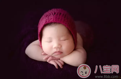 2017夏季新生兒出生需要準(zhǔn)備什么 了解這些少走彎路 2017夏季新生兒出生需要準(zhǔn)備什么 了解這些少走彎路