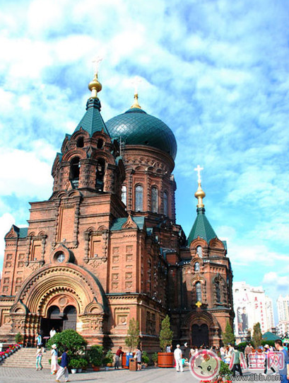 田亮森碟現(xiàn)身機場出行游玩 一家人出行需要準備什么