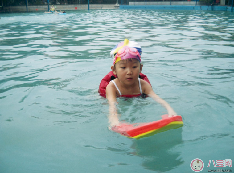 男孩子沉迷游戲有辦法 學(xué)習(xí)一門特長(zhǎng)魅力高