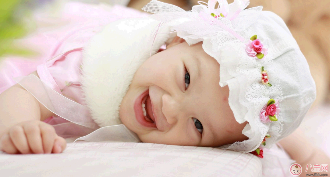 賈靜雯咘咘唱歌呆萌可愛(ài) 寶寶唱歌萌翻天 賈靜雯咘咘唱歌呆萌可愛(ài) 寶寶唱歌萌翻天