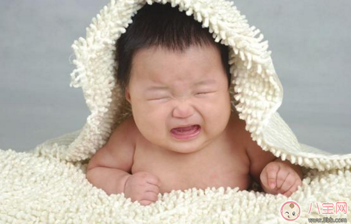 寶寶長痱子怎么辦 給寶寶去痱子的方法有哪些