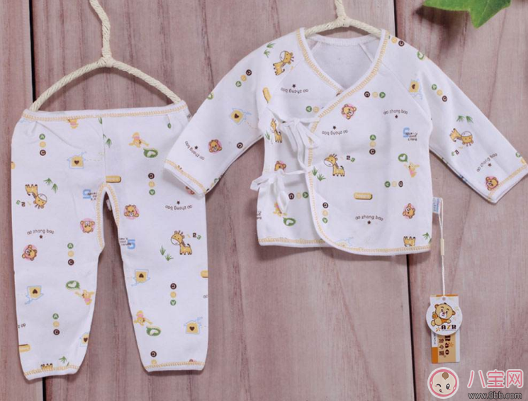 每次給寶寶穿衣太麻煩怎么辦 簡(jiǎn)便快速給孩子穿衣方法 每次給寶寶穿衣太麻煩怎么辦 簡(jiǎn)便快速給孩子穿衣方法