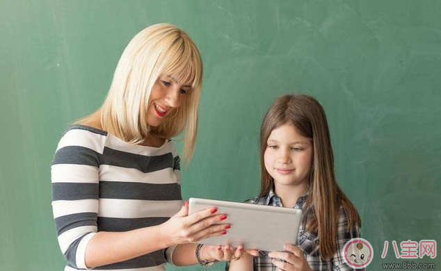 孩子被狗嚇到了怎么辦 孩子怕狗解決方法 孩子被狗嚇到了怎么辦 孩子怕狗解決方法