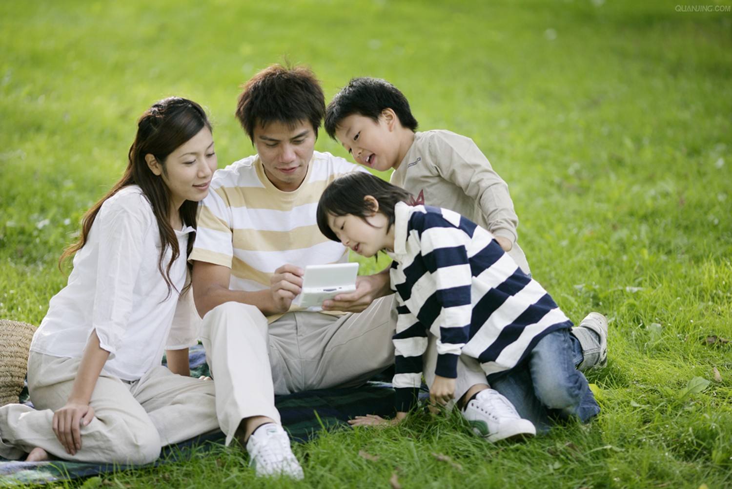 劉國梁教女兒高爾夫獲世界亞軍！父母如何成為孩子的榜樣