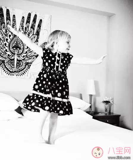 如何帶孩子拍出高逼格照片 拍出讓人稱贊的好看孩子照片方法 如何帶孩子拍出高逼格照片 拍出讓人稱贊的好看孩子照片方法