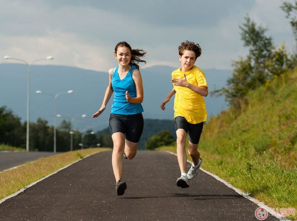 林志穎家雙胞胎1歲就“健身”？孩子成長各階段如何健身