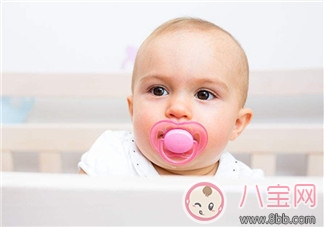 陳妍希貝克漢姆愛給孩子用安撫奶嘴 如何正確使用安撫奶嘴 陳妍希貝克漢姆愛給孩子用安撫奶嘴 如何正確使用安撫奶嘴