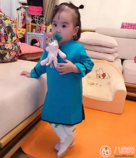 陳妍希貝克漢姆愛給孩子用安撫奶嘴 如何正確使用安撫奶嘴 陳妍希貝克漢姆愛給孩子用安撫奶嘴 如何正確使用安撫奶嘴