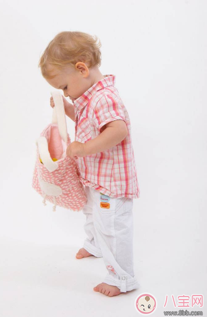 孩子做錯(cuò)事后這樣做會更好 孩子犯錯(cuò)正確引導(dǎo)方法