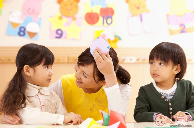 怎么讓孩子適應(yīng)幼兒園 幫助孩子適應(yīng)幼兒園的方法有哪些