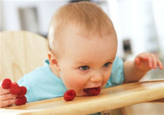 小心孩子吞入的10大“窒息異物” 如何應(yīng)對(duì)寶寶吞入異物