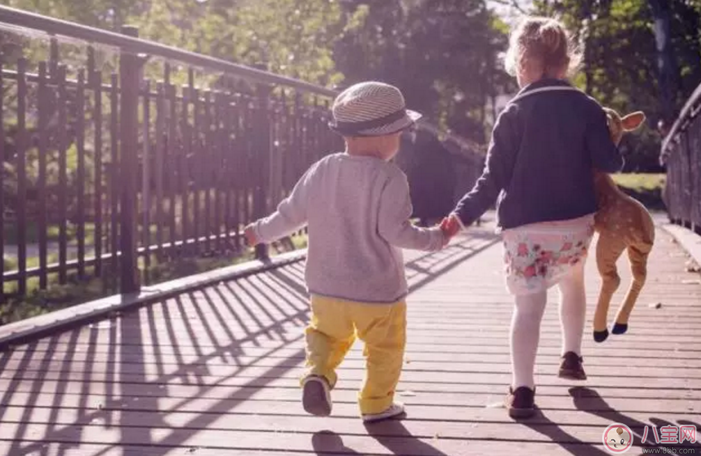 馬雅舒女兒被幼兒園勸退 如何培養(yǎng)寶寶自理能力 馬雅舒女兒被幼兒園勸退 如何培養(yǎng)寶寶自理能力