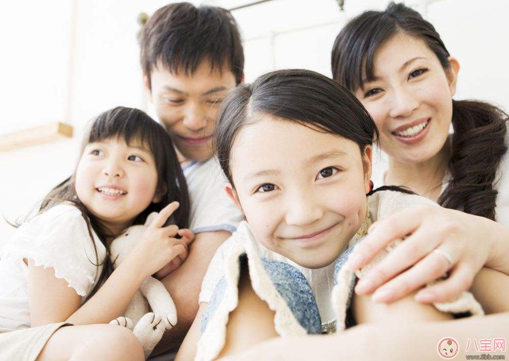 包文婧真實不做作 寶寶更愛的是真實的父母 包文婧真實不做作 寶寶更愛的是真實的父母