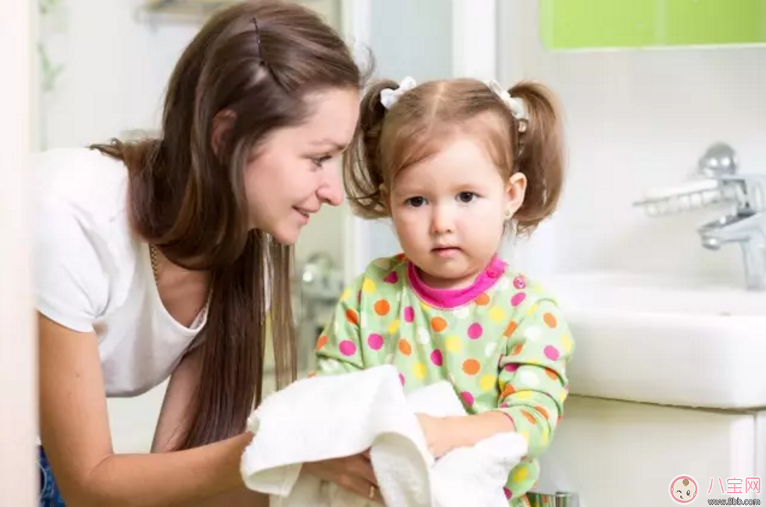 《了不起的挑戰(zhàn)片花》小蘿莉閑撒貝寧嘮叨 《了不起的挑戰(zhàn)片花》小蘿莉閑撒貝寧嘮叨