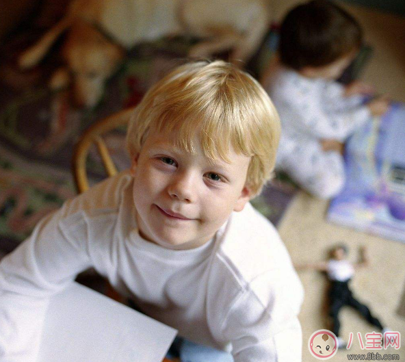 養(yǎng)成正確的習慣會對孩子成長有很大幫助 