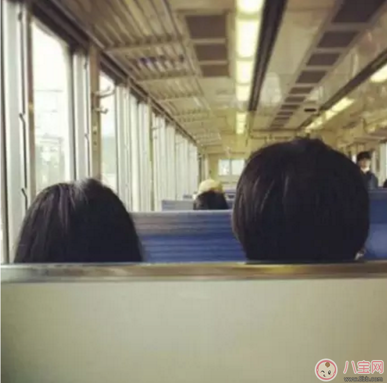 2017七夕朋友圈發(fā)什么好 單身狗如何在朋友圈秀恩愛 2017七夕朋友圈發(fā)什么好 單身狗如何在朋友圈秀恩愛