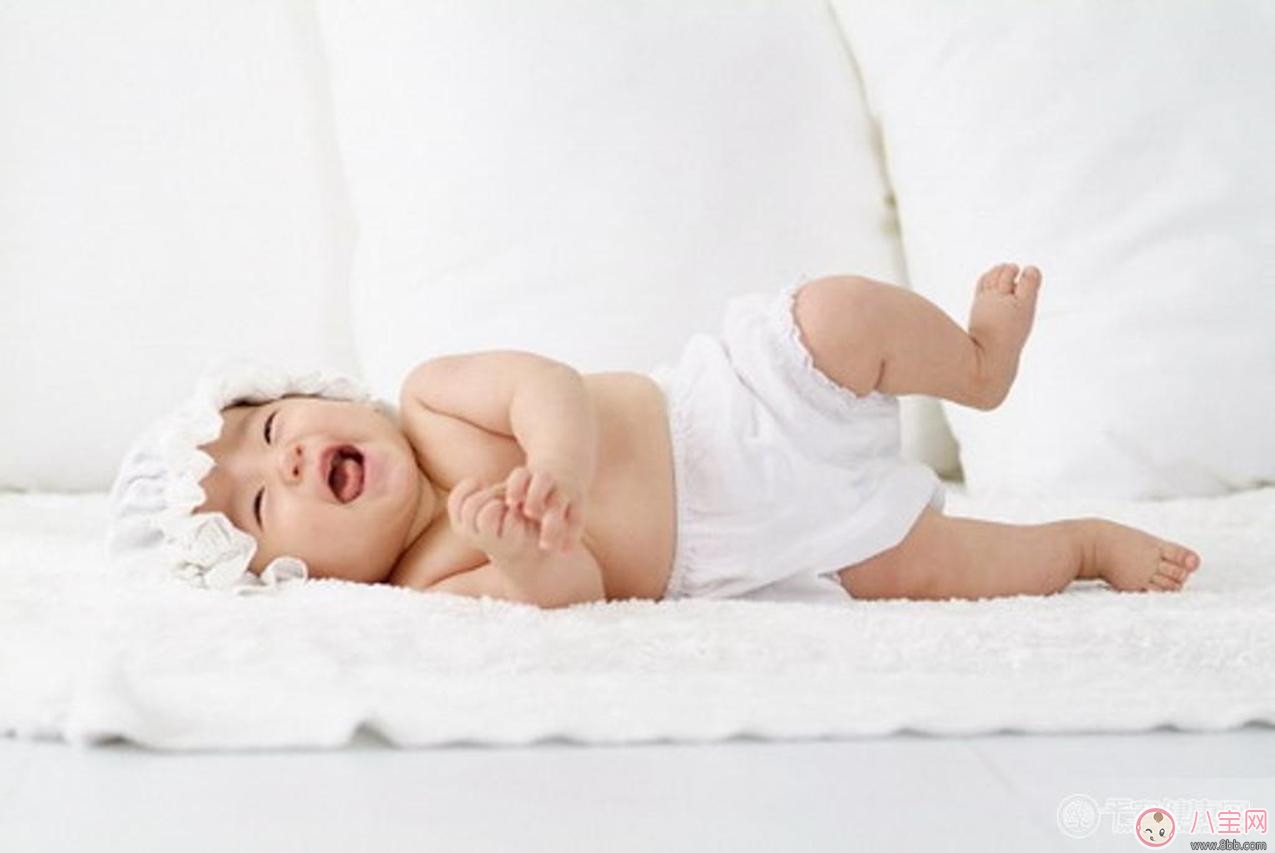 寶寶尿床怎么辦   家長(zhǎng)應(yīng)該如何應(yīng)對(duì)