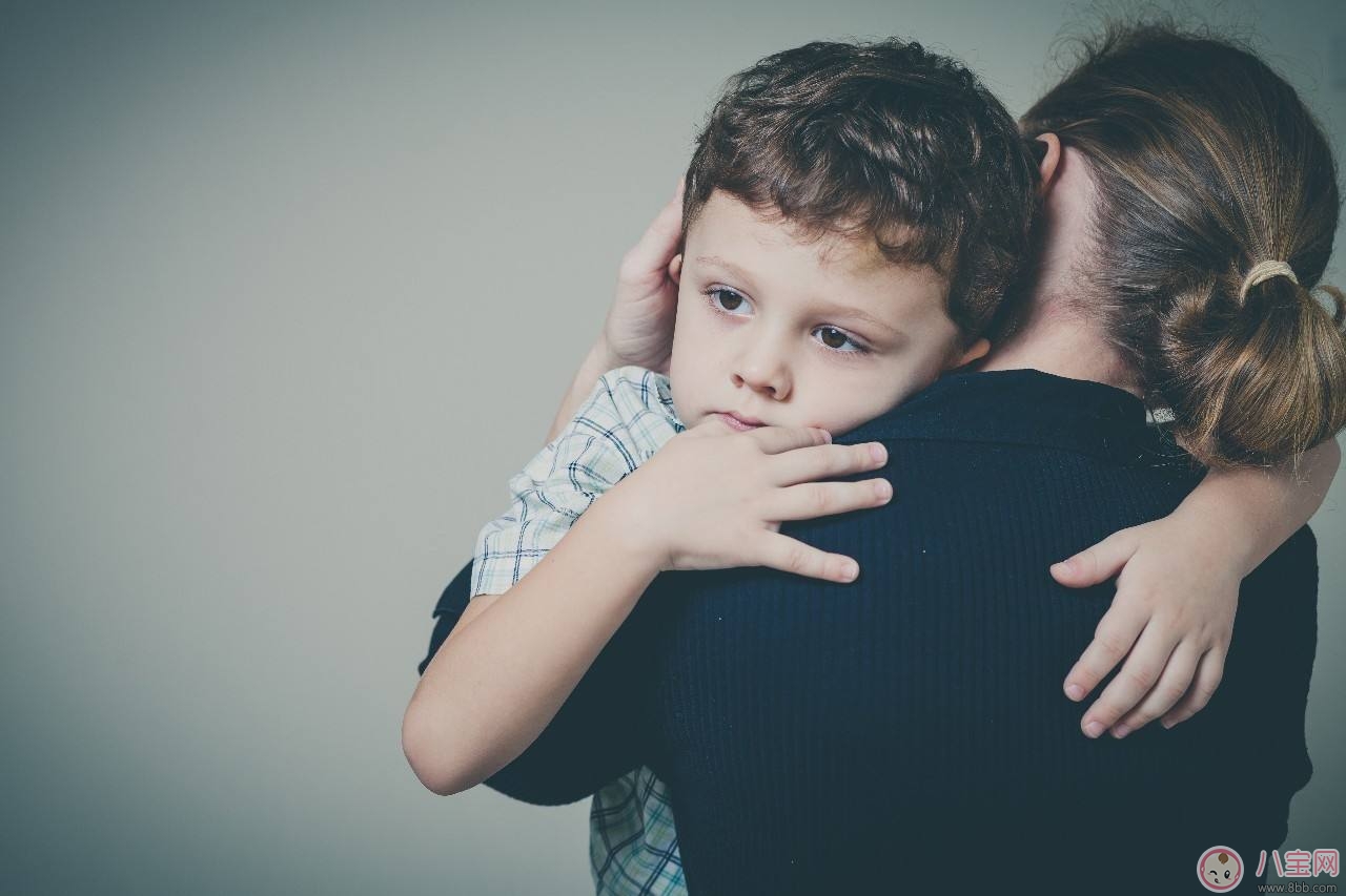 如何看待過(guò)度教養(yǎng) 過(guò)度教養(yǎng)的影響 如何看待過(guò)度教養(yǎng) 過(guò)度教養(yǎng)的影響