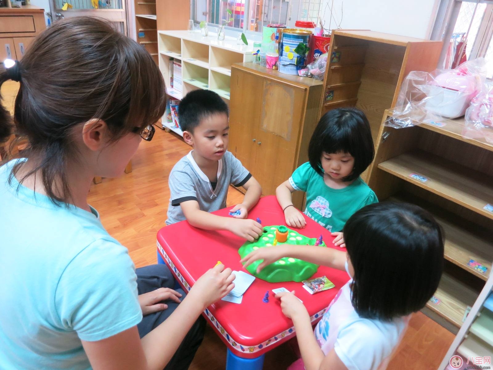 學(xué)齡前兒童游戲的特點(diǎn) 親子游戲如何鍛煉孩子 學(xué)齡前兒童游戲的特點(diǎn) 親子游戲如何鍛煉孩子