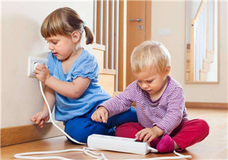 家有寶寶如何居家安全  用電知識要注意