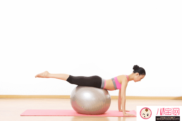 李菲兒柯基臀成最新身材標準 如何擁有柯基臀