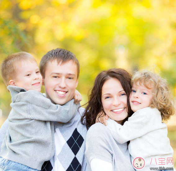 孩子太黏人怎么應付 過分依賴父母的孩子怎么培養(yǎng) 孩子太黏人怎么應付 過分依賴父母的孩子怎么培養(yǎng)