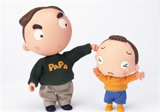 父母這些行為在潛移默化中影響著孩子 生活中這些細節(jié)要注意