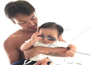 親子博主陳偉霆瘋狂曬娃 自稱(chēng)霸霸與外甥度假