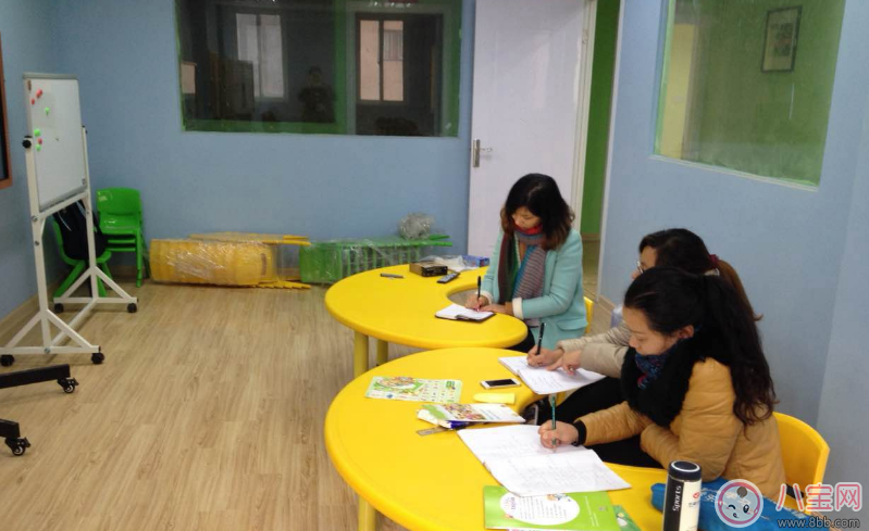 月薪三萬(wàn)撐不起孩子暑假 孩子暑假真的要花這么多錢嗎 月薪三萬(wàn)撐不起孩子暑假 孩子暑假真的要花這么多錢嗎