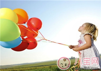 父母賴床可能造成寶寶養(yǎng)成懶惰的習(xí)慣 父母賴床可能造成寶寶養(yǎng)成懶惰的習(xí)慣