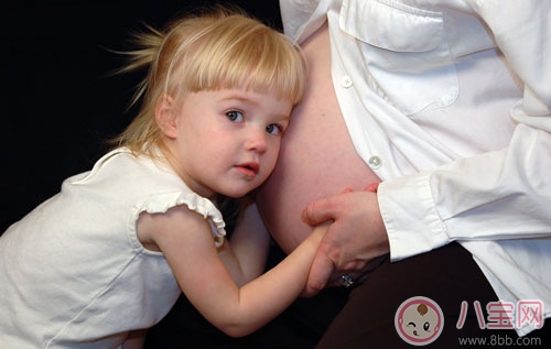 賈靜雯孕期胎教小咘咘來幫忙 二胎胎教這樣做