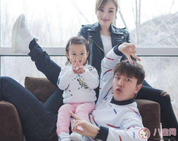 明星胎教怎么做 明星都怎樣給進行孩子胎教