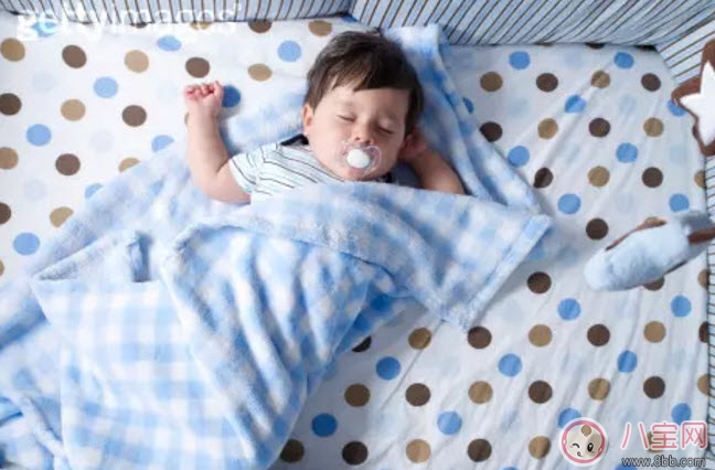 寶寶賴床怎么辦 孩子賴床怎么立規(guī)矩(讓孩子自己早起) 寶寶賴床怎么辦 孩子賴床怎么立規(guī)矩(讓孩子自己早起)