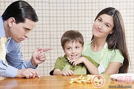 國外最受歡迎的室內(nèi)親子游戲 玩親子游戲的六大誤區(qū)