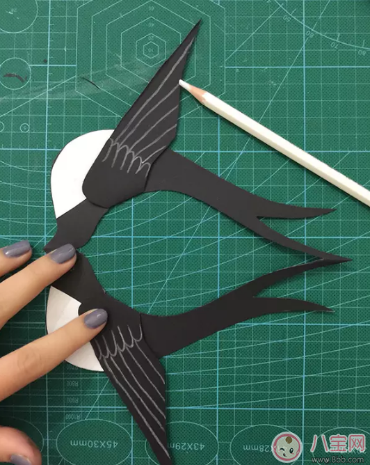 寶寶親子游戲:動(dòng)手制作小燕子 寶寶親子游戲:動(dòng)手制作小燕子